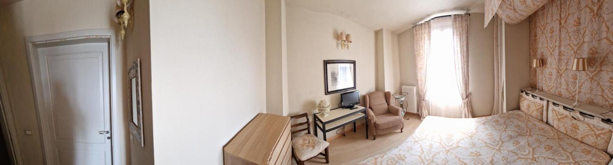 לינה וארוחת בוקר ססטולה Antica Casa Menetti B E B מראה חיצוני תמונה