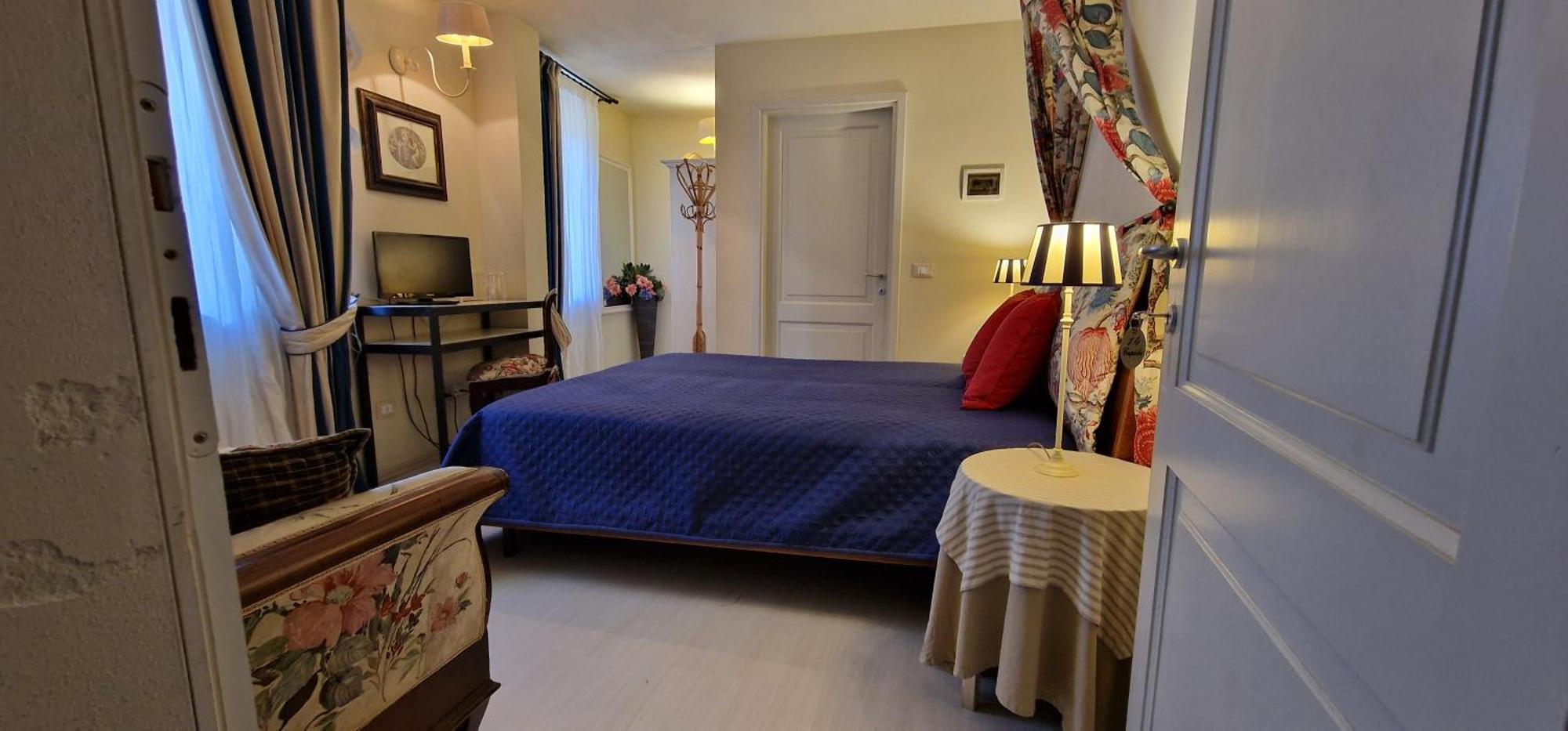 לינה וארוחת בוקר ססטולה Antica Casa Menetti B E B מראה חיצוני תמונה